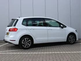 Volkswagen Golf thumbnail 5