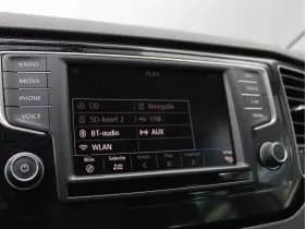 Volkswagen Golf thumbnail 41