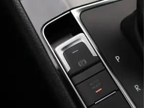 Volkswagen Golf thumbnail 51