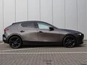 Mazda 3 thumbnail 18