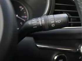 Mazda 3 thumbnail 34