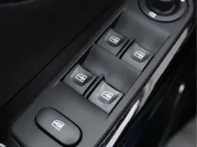 Renault Captur thumbnail 28