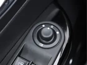 Renault Captur thumbnail 29