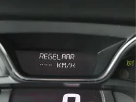 Renault Captur thumbnail 34