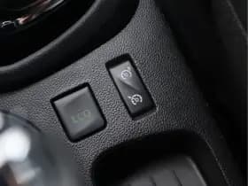 Renault Captur thumbnail 45