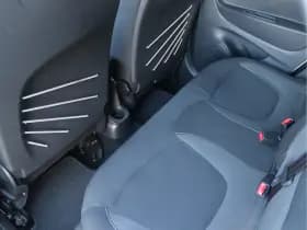 Renault Captur thumbnail 26