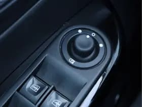 Renault Captur thumbnail 28