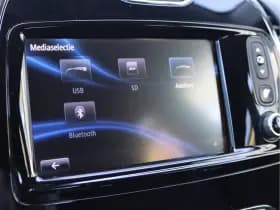 Renault Captur thumbnail 38