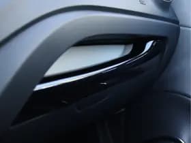 Renault Captur thumbnail 47