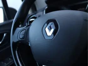 Renault Captur thumbnail 48