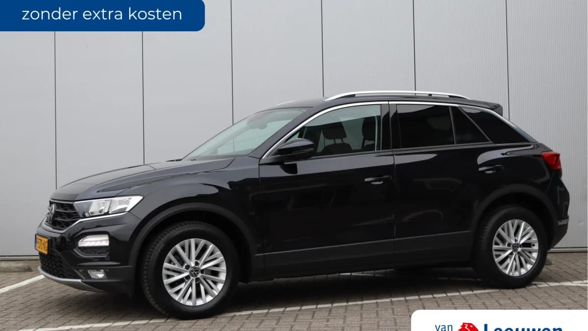 Volkswagen T-Roc — foto 1