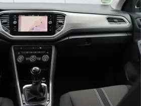 Volkswagen T-Roc thumbnail 22