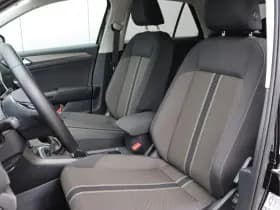 Volkswagen T-Roc thumbnail 4