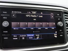 Volkswagen T-Roc thumbnail 37