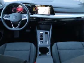 Volkswagen Golf thumbnail 3