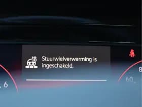 Volkswagen Golf thumbnail 32