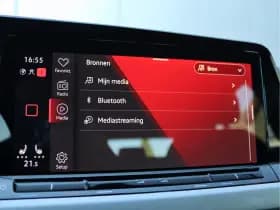 Volkswagen Golf thumbnail 41