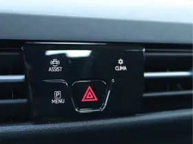 Volkswagen Golf thumbnail 48