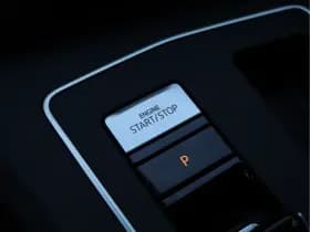 Volkswagen Golf thumbnail 49