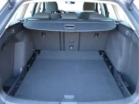 Volkswagen Golf thumbnail 56