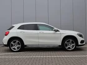 Mercedes-Benz GLA thumbnail 17