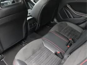 Mercedes-Benz GLA thumbnail 24