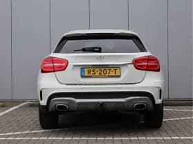 Mercedes-Benz GLA thumbnail 7