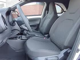 Toyota Aygo X thumbnail 15
