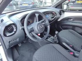 Toyota Aygo X thumbnail 4