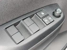 Toyota Yaris Cross thumbnail 16