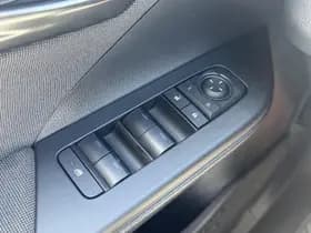Toyota C hr thumbnail 29