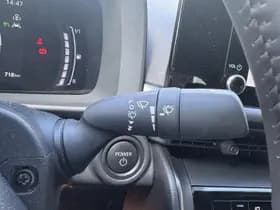Toyota C hr thumbnail 33