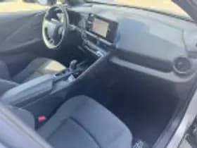 Toyota C hr thumbnail 60