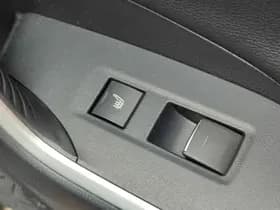 Toyota RAV4 thumbnail 32