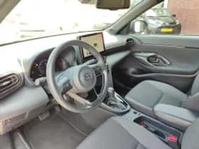 Toyota Yaris Cross thumbnail 4