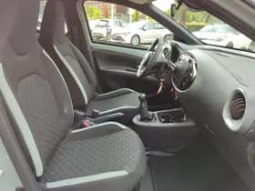 Toyota Aygo X thumbnail 30