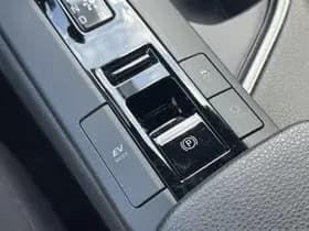 Toyota C hr thumbnail 24
