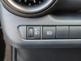 Toyota C hr thumbnail 17
