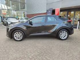 Toyota C hr thumbnail 5