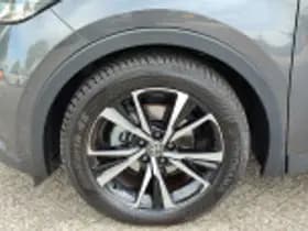 Toyota C hr thumbnail 71