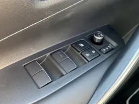 Toyota Corolla thumbnail 18