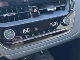 Toyota Corolla thumbnail 25