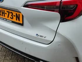 Toyota Corolla thumbnail 28