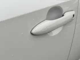 Toyota Corolla thumbnail 29