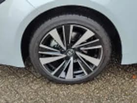 Toyota Corolla thumbnail 58