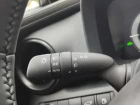 Toyota C hr thumbnail 11