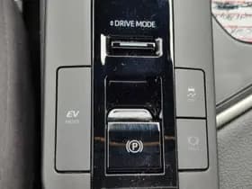 Toyota C hr thumbnail 31