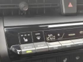 Toyota C hr thumbnail 70