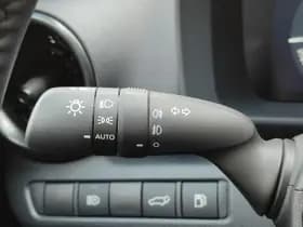 Toyota C hr thumbnail 25