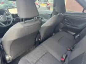 Toyota Yaris Cross thumbnail 50